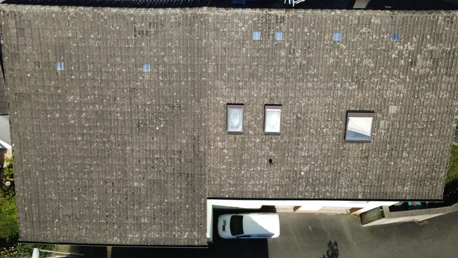 Sachverständigenbüro Bamberg – Drohnenfotografie von Immobilien Flachdachgutachten 